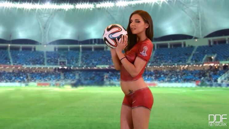 Medium Tits Brunette Henessy Plays