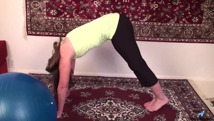 Solo Seduction: Tiffany Owens' Workout