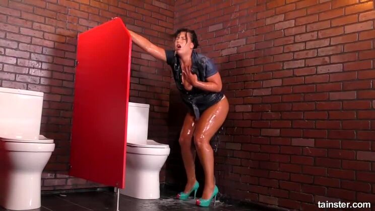 [Tainster] - Brunette Beauty Aisha Bahadur Gives Handjob With Cum Shooting Dildo