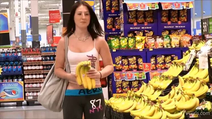 Veronika's Solo Nudist Fun 1