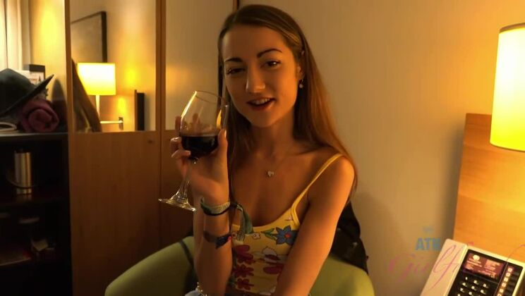 Lily Adams: Brunette Babe Squirts River