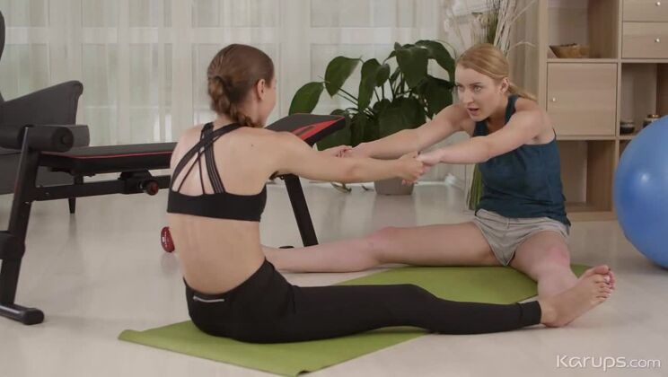 [KarupsPrivateCollection] - Lesbian Fun With Amaris And Stefanie - Amaris