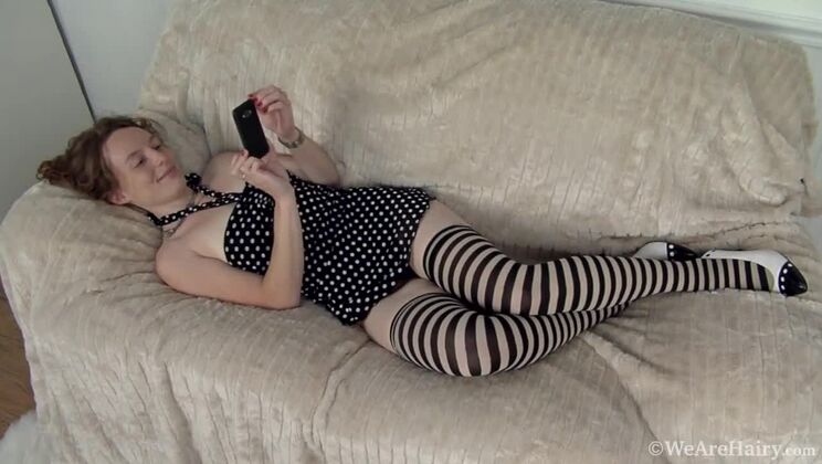 Ana Molly's Hairy Redhead Solo Fingering Experience