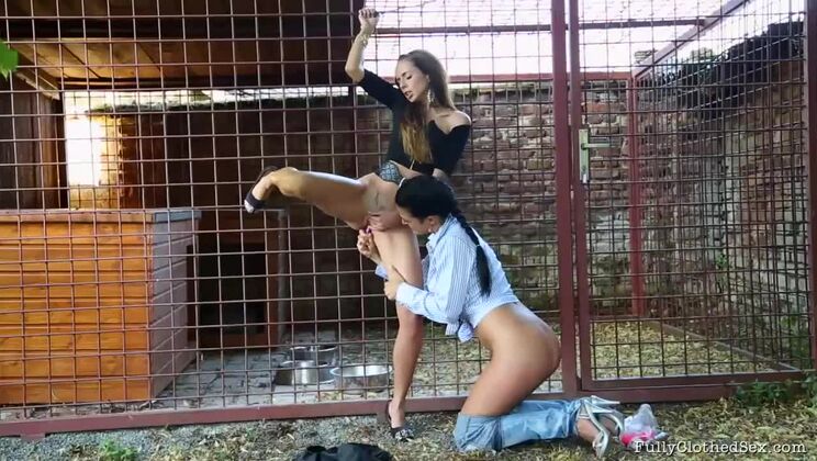 [Tainster] - Brunette Gina Devine's BDSM Delight - Gina Devine