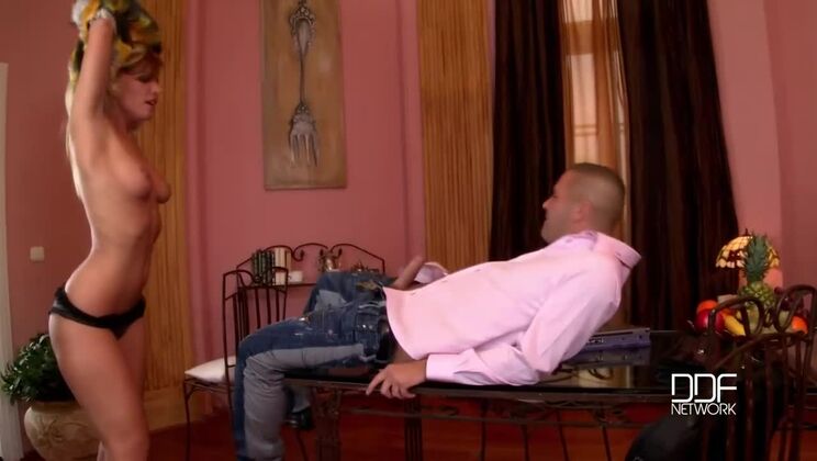 Deepthroat Action with Blonde Tiffany Rousso