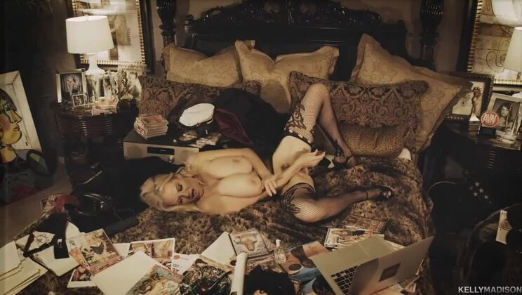 [KellyMadison] - Kelly's Solo Halloween Adventure - Kelly Madison