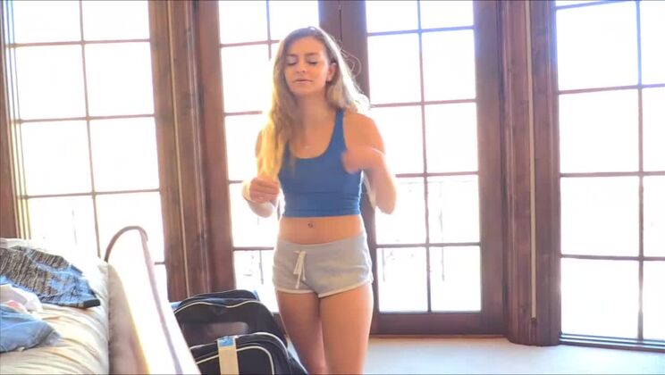 Nudist Cara's Solo Fetish Orgasm 11