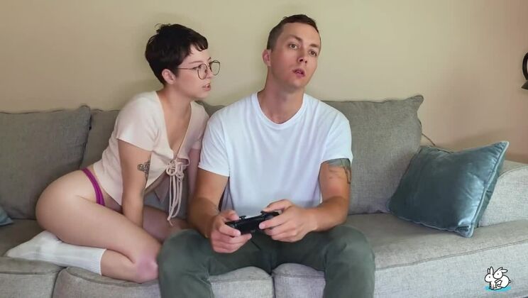 Hot Blonde Bambi Bluu Amateur Tattoo Action