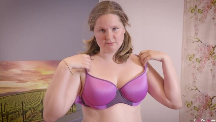 Sarah Plays with Sex Toys