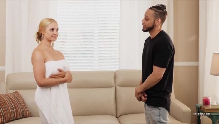 [Hustler] - Pornstar Sarah Vandella - Stepmom's Hot MILFs - Sarah Vandella