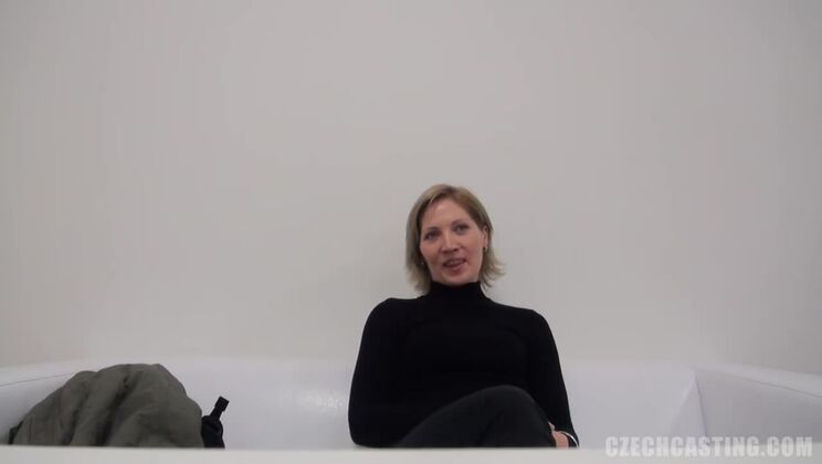 Viktorie European Anal