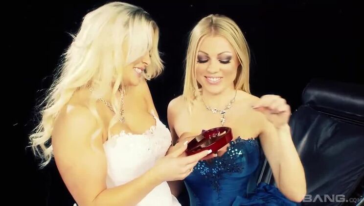 [BANG.com] - Lingerie Love: Mel Rook and Cindy Behr - Cindy Behr - Mel Rook