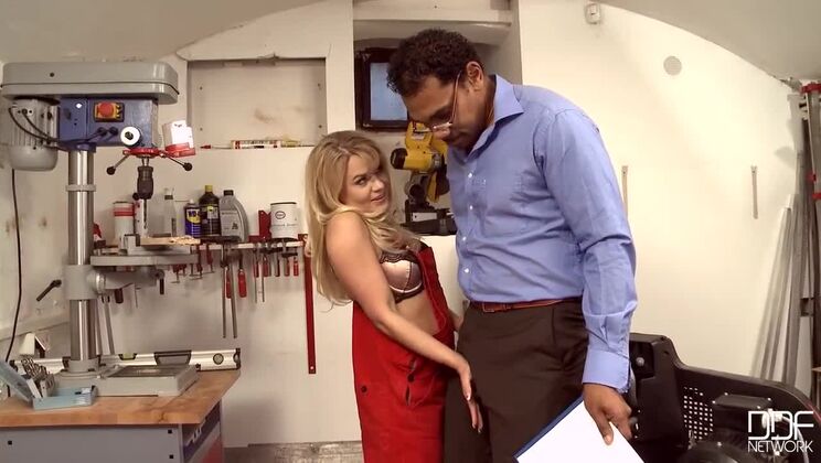 Medium Tits and Big Appetite - Barra Brass