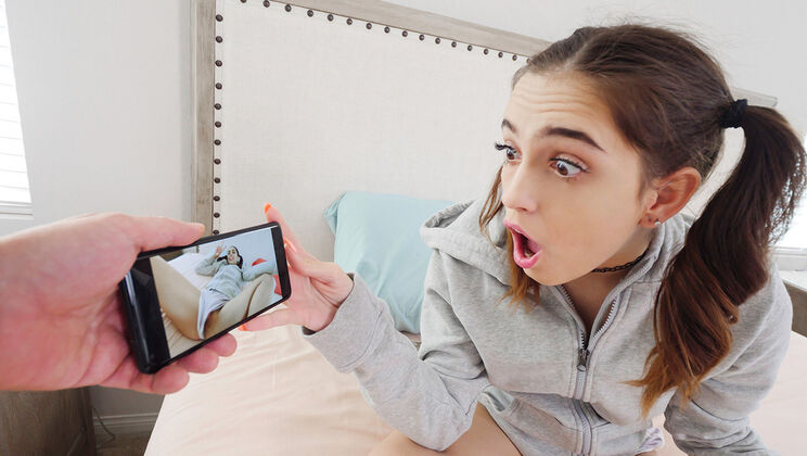 [SisLovesMe] - Stepsister Brooke's Wet Pleasure