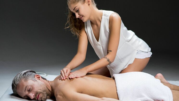 [Joymii] - Natural Tits Massage with Lutro and Tiffany - Lutro - Tiffany Tatum