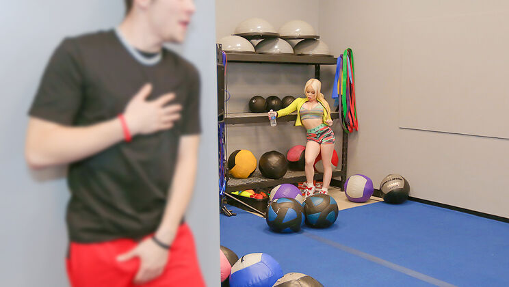 [MYLF] - MILF Massage Frenzy with Connor Kennedy and Nikki Delano - Connor Kennedy - Nikki Delano