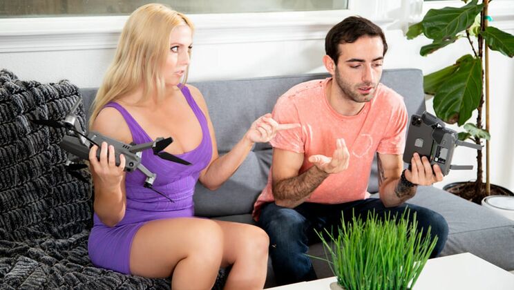 Busty Neighbor's Pussy to Mouth Delight