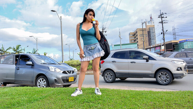 [Oyeloca] - Sexy Young Latina Summer - Mario Leon - Bella Dulce