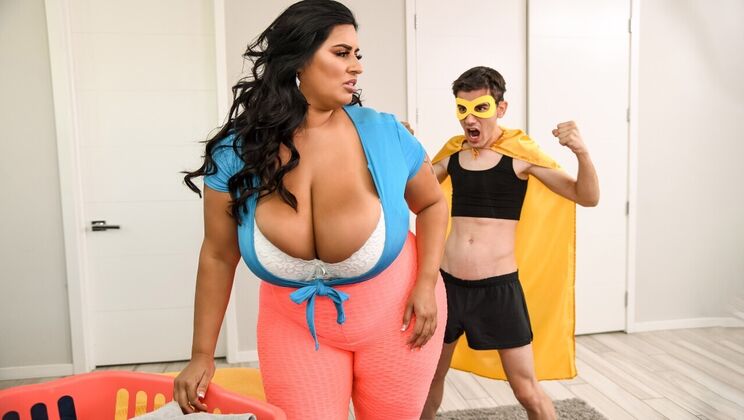 [Brazzers] - Size Matters with Jordi