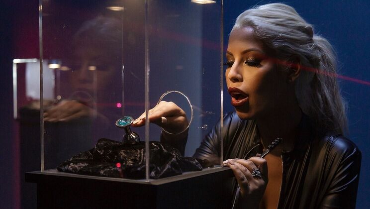 [Brazzers] - The Police Pursuit of Pleasure