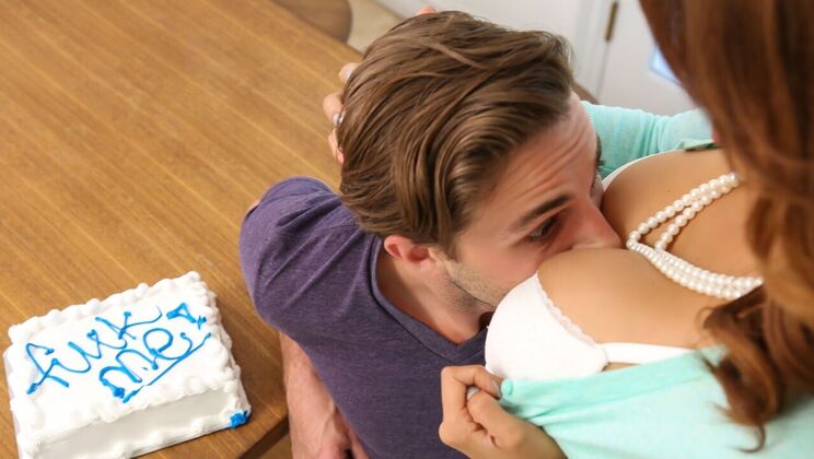 Isis Love's Birthday Titty Fuck with Lucas