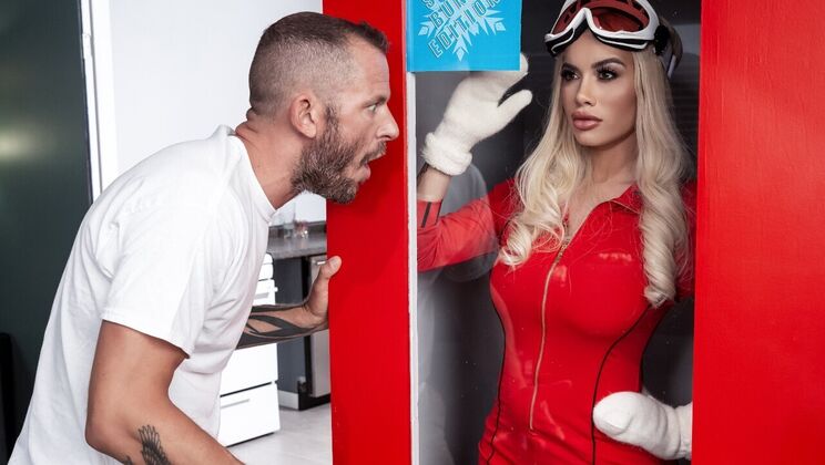 [Brazzers] - Victoria's Birthday Bubble Butt