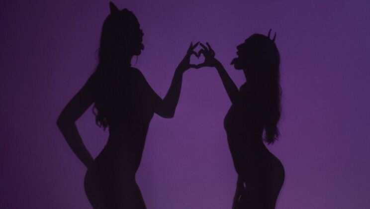 Big Tit Amateur Lesbians