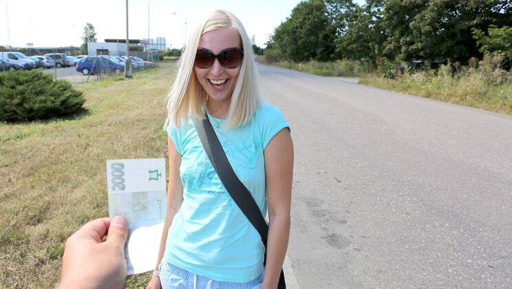 Blonde Gives Blowjob in Public Outdoor Setting