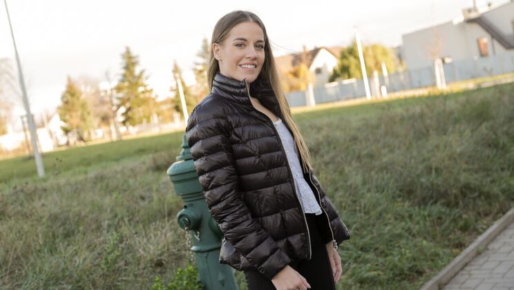 [PublicAgent] - Amateur Casino Thrill - Erik Everhard - Eveline Dellai