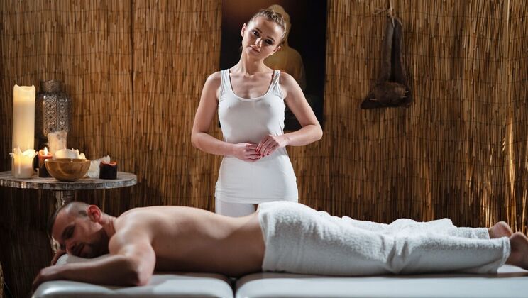 Sensual Oil Massage for Petite Blonde