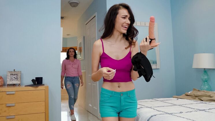 [MomsLickTeens] - Fun with Dildos on a Rainy Day - Sawyer Cassidy - Mandy Waters