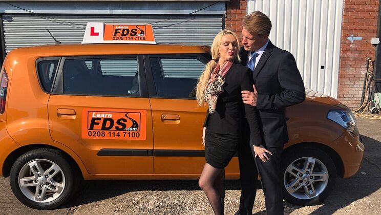[FakeDrivingSchool] - Blonde Bombshell Amber Jayne's Sex