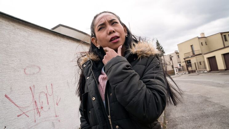 [PublicAgent] - Brunette Indonesian Girl For Cash