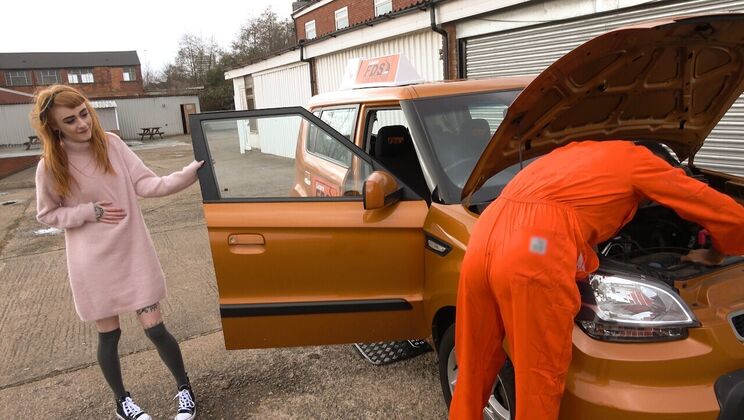 [FakeDrivingSchool] - Interracial Car Sex with Azura Alii and Mr Longwood's Huge Cock