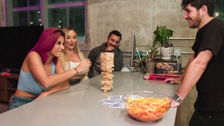 [WeLiveTogether] - New Amateur Tits Relation - Callie Brooks - Roxie Sinner