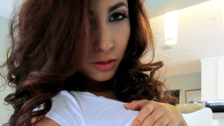 Big Booty Latina Jade Jantzen