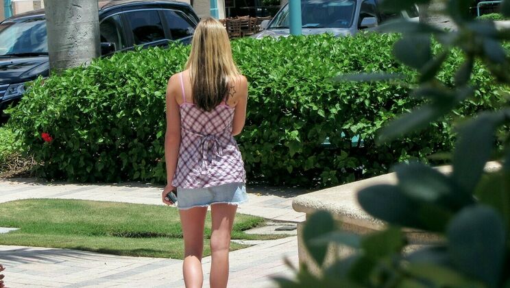 [PervsOnPatrol] - Southern Latina Rides Cock Reverse