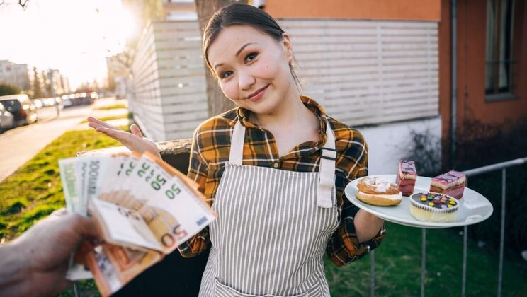 [PublicAgent] - Luna Truelove's POV and Thong Adventure