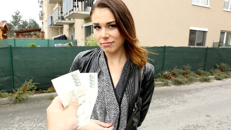 Outdoor Public Sex in the Backseat