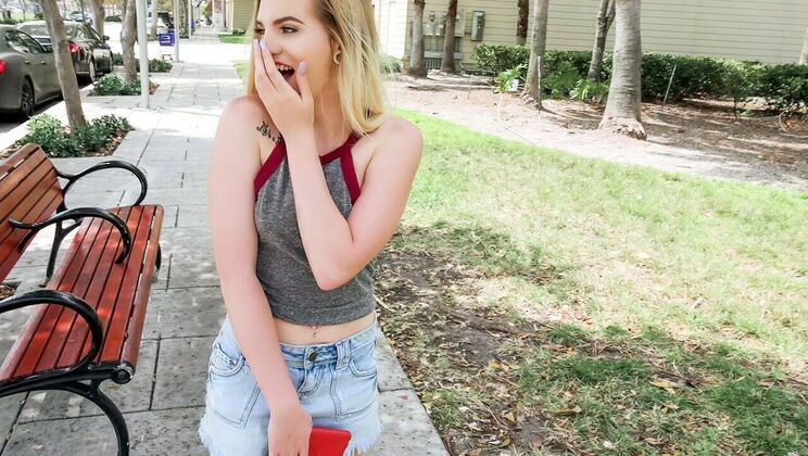 [PublicPickups] - Deepthroat Action: Crystal Young