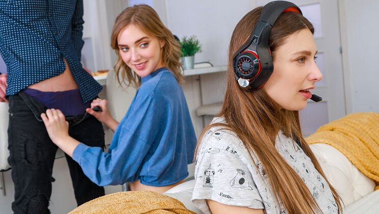 [RKPrime] - Playful Blonde Cheats - Chris Torres - Oxana Chic