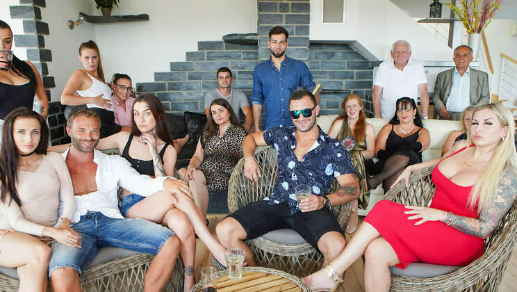 [FamilyScrew] - Amateur Family Fucking and Sucking - Nicole Love - Daphne Klyde - Jarushka Ross - Yvonne - Casey - Inna - Koko Blond - Keira Flow - Dirty Gunther - Ginger Mi - Paula Ven