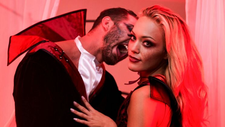 [EroticaX] - Lingerie Vampire - Quinton James - Mylene Monroe