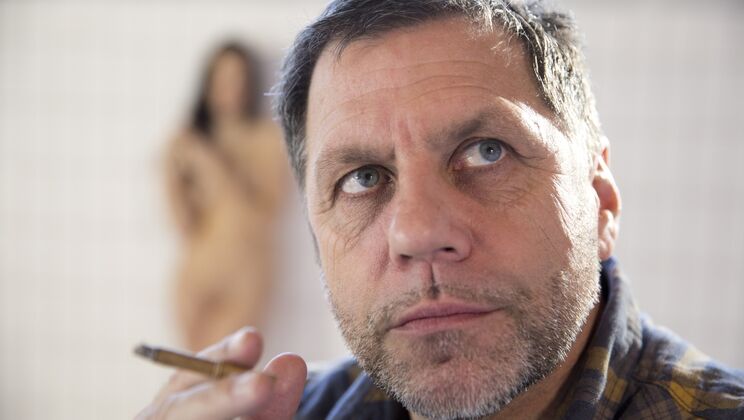 Young Brunette Pool Desire