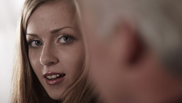 [Oldje] - Young Abigail Johnson and Old Gustavo