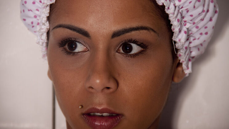 [Oldje] - Toothbrush Temptation with Gustavo - Isabella Chrystin - Gustavo