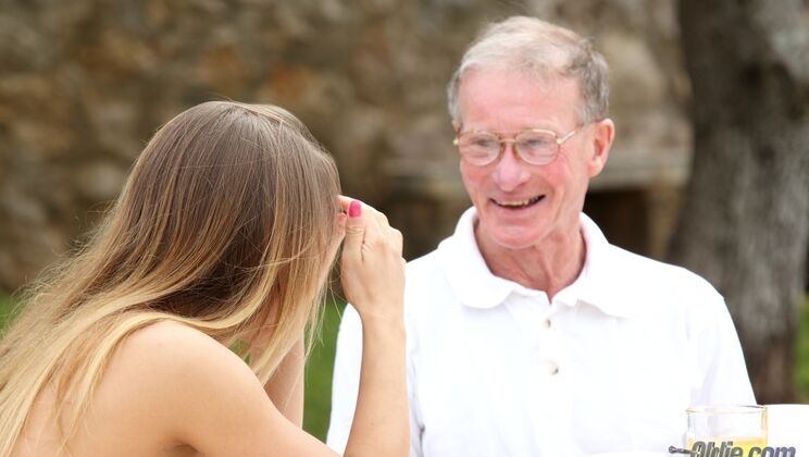 [Oldje] - Breakfast Cum Fest - John - Nikky Thorne