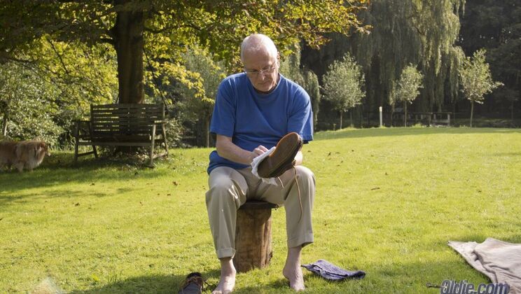 [Oldje] - Blonde Pussy Licking Fun Outside - Alexis Crystal - Frank