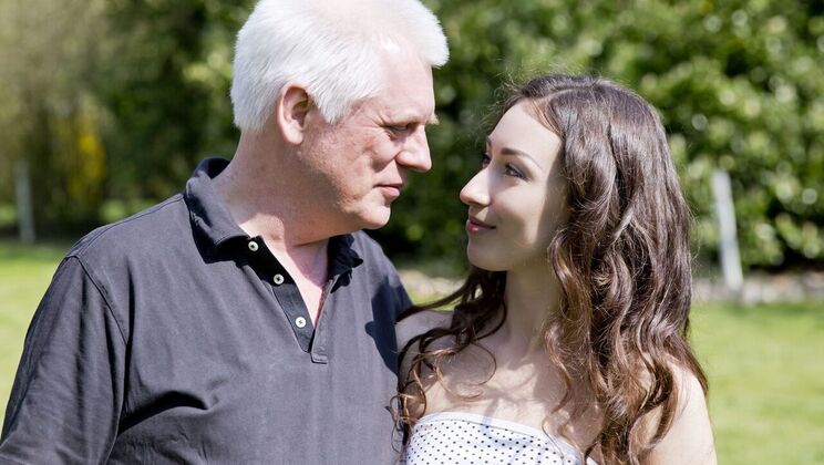 [Oldje] - Nick and Layla's Backyard Romp - Nick - Layla Bentho