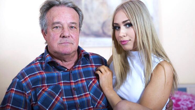 [Oldje] - Wooden Blonde Seduction - Alana Moon - Harry